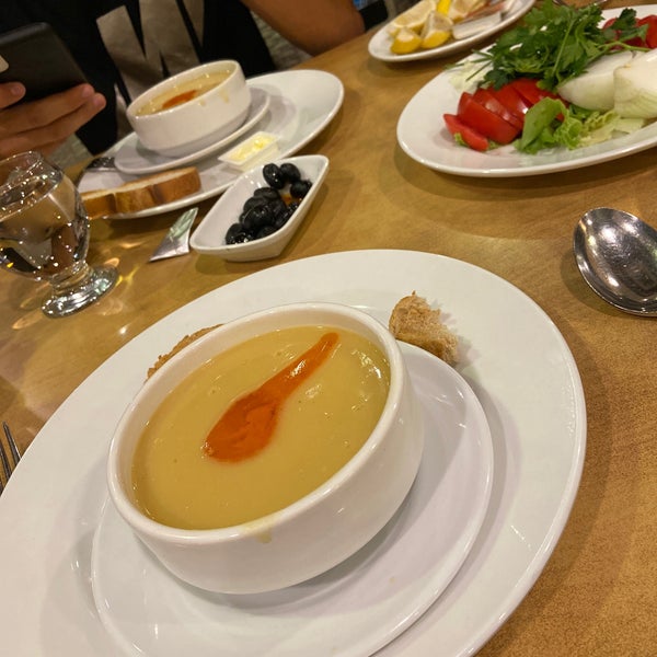 Photo taken at Şefin Yeri Restaurant by Fatih A. on 8/21/2021
