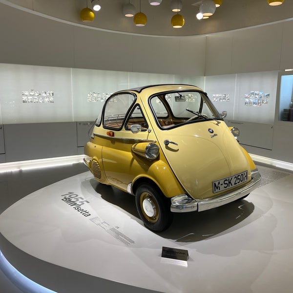 Foto tirada no(a) BMW Museum por Jan R. em 1/12/2024
