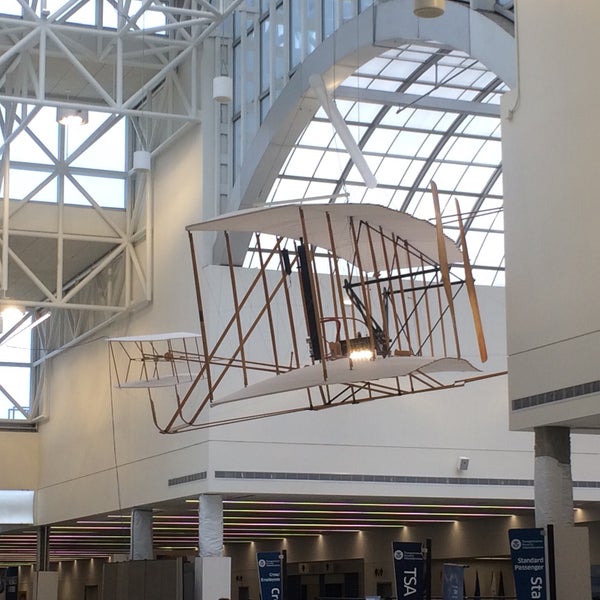 Foto scattata a Dayton International Airport (DAY) da Hope B. il 4/19/2019