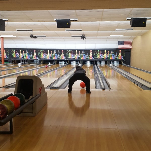Photo taken at Cowtown Bowling Palace by Edward S. on 1/15/2018