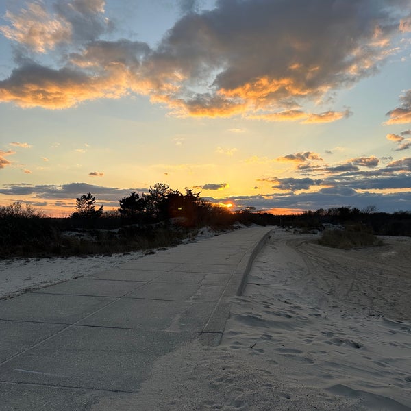 Tobay Beach Beach in Oyster Bay
