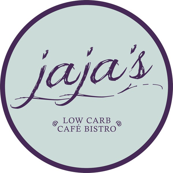 11/15/2013 tarihinde jaja&#39;s Low Carb Café Bistroziyaretçi tarafından jaja&#39;s Low Carb Café Bistro'de çekilen fotoğraf