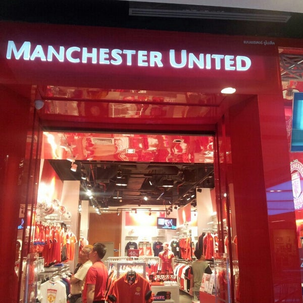 Магазин manchester united. United shop. Multibrand a68. Магазин manchester united. United shop.