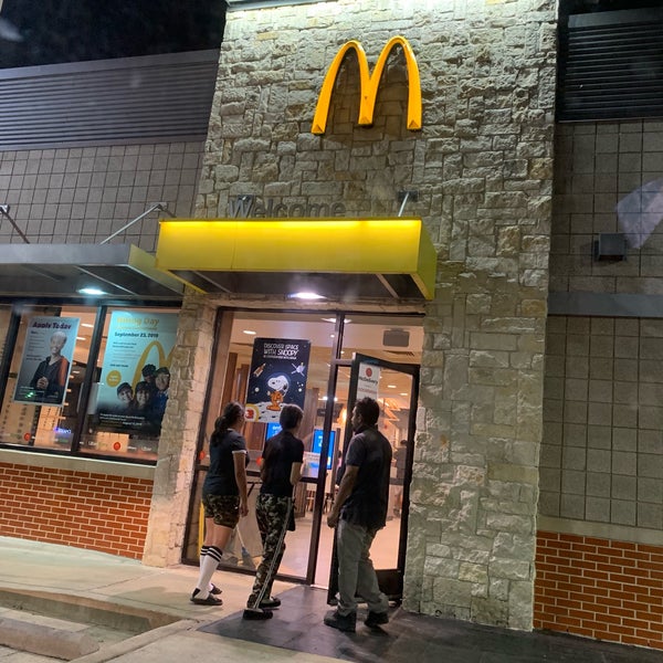 McDonald's 4439 Lemmon Ave