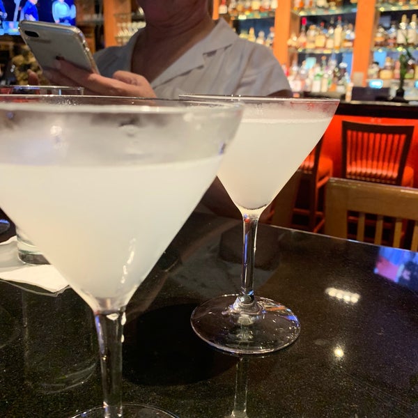 Das Foto wurde bei STEEL Restaurant &amp; Lounge von Chris am 9/25/2019 aufgenommen