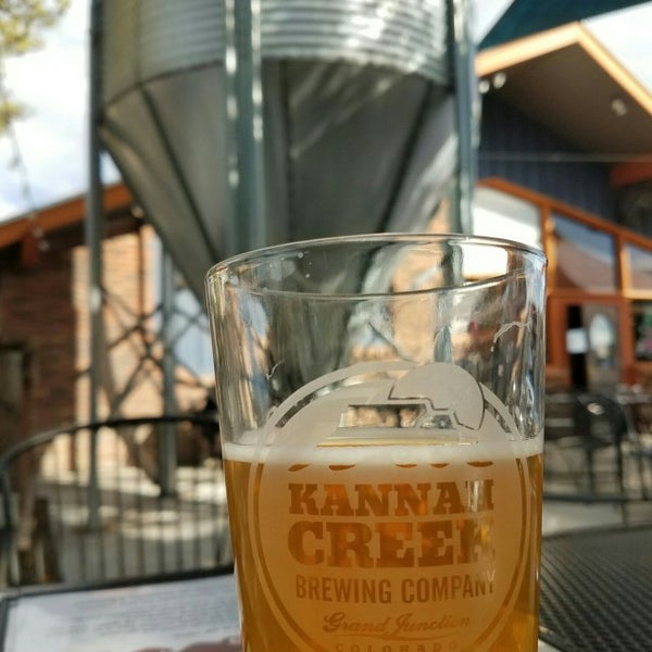 Foto tirada no(a) Kannah Creek Brewing Company por Shannon C. em 10/14/2016