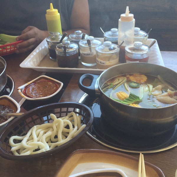 Photo taken at Hotto Potto by Oscar S. B. on 4/19/2016