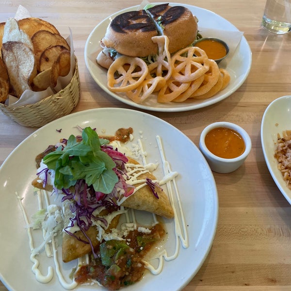 El Aguila Mexican Cuisine Mexican Restaurant in Pleasant Hill