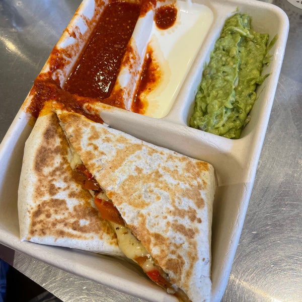 Chipotle Mexican Grill Downtown Walnut Creek 17 tips