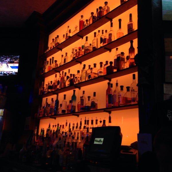 Foto tirada no(a) The Tequila House por Sean D. em 4/30/2014