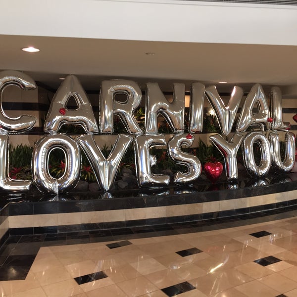 2/12/2016にMario D. R.がCarnival Cruise Lineで撮った写真