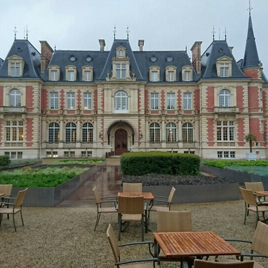 Photo taken at Les Fontaines by Greger W. on 5/23/2016