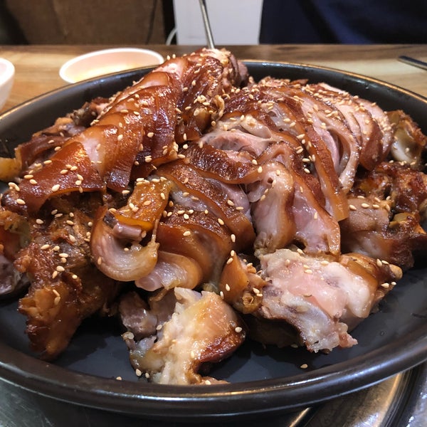 할매순대국&오향왕족발 - 보쌈/족발 전문 식당 할매순대국&오향왕족발