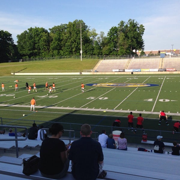 Калинец спортивный комплекс