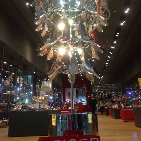 Foto tomada en The Dubai Mall  por Jennifer C. el 4/11/2015