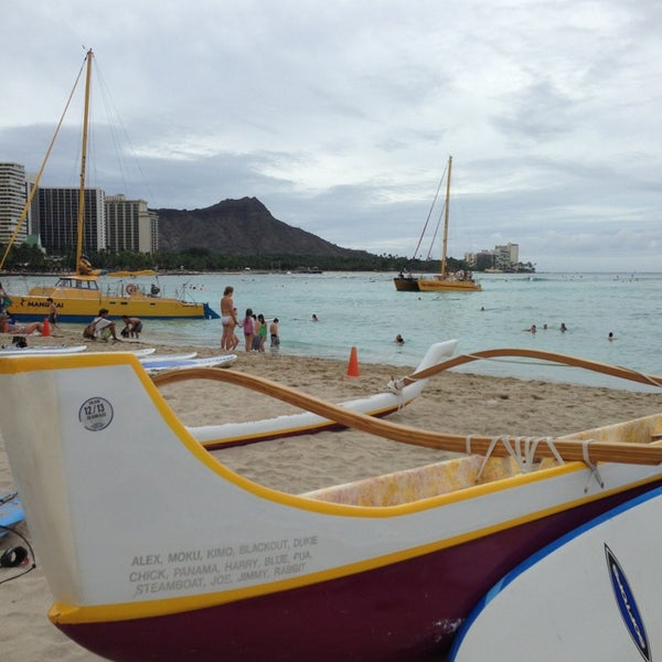 Foto diambil di Waikiki Beach Services oleh @MiwaOgletree pada 10/7/2013