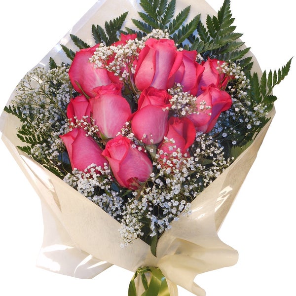 Precioso ramo de rosas rosa, todo un regalo elegant que impresionara a la persona deseada en cualquier ocasion, visitanos en www.graficflower.com y veras nuestra gran variedad de produtos