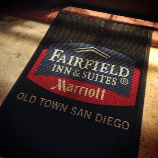 Photo prise au Fairfield Inn &amp; Suites by Marriott San Diego Old Town par Bryan H. le10/5/2012