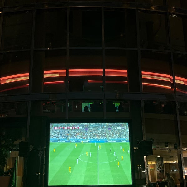 Qube Sports Bar ند الشبا الأولى 12 tips