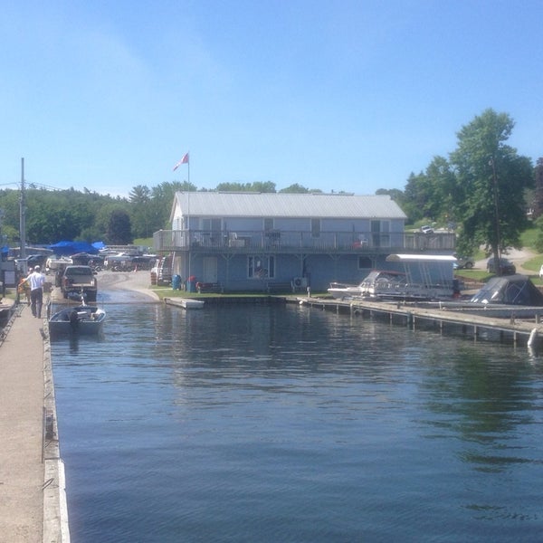 Harris Boat Works 4 tips from 19 visitors