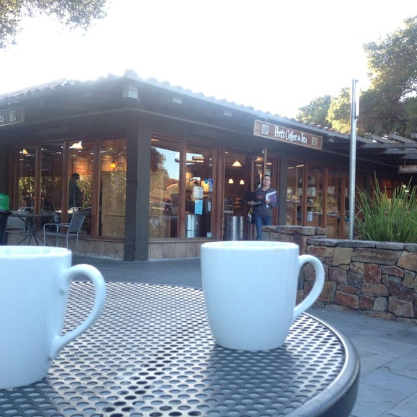 Photo taken at Peet&#39;s Coffee &amp; Tea by Ivar on 7/8/2013