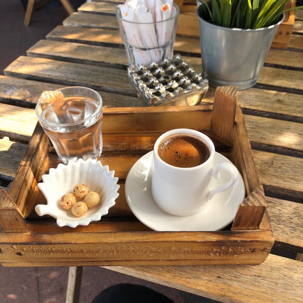 Das Foto wurde bei Veranda Coffee &amp; Breakfast von İbrahim T. am 10/4/2020 aufgenommen