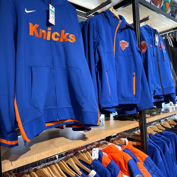 NBA Store Midtown East 22 tavsiye da foto raflar