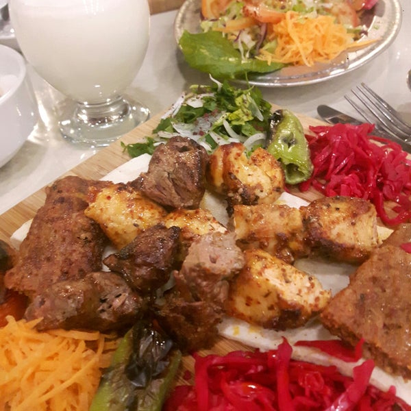 Photo taken at Konak Cafe Resturant by Şerife Küçükdağlı on 1/2/2019