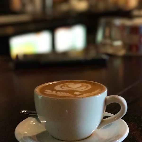 1/16/2017 tarihinde María L.ziyaretçi tarafından Gustos Coffee Co.'de çekilen fotoğraf