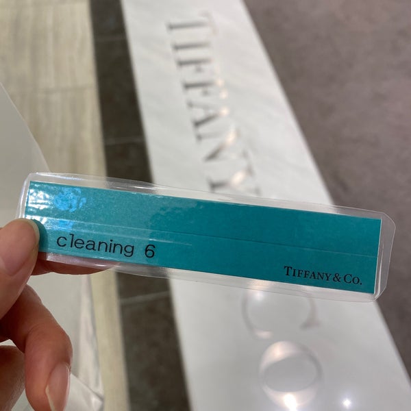 Photos At Tiffany Co 梅田 41 Visitors