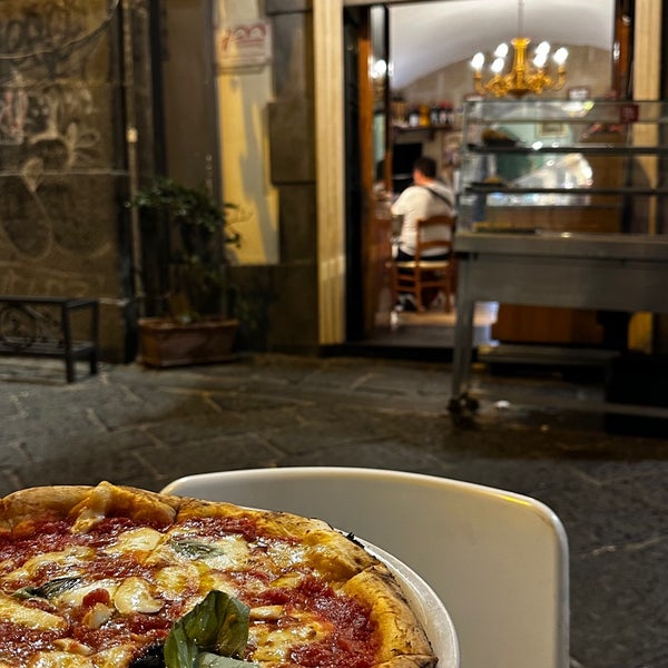 Antica Pizzeria e Ristorante Port'Alba Pendino Napoli, Campania