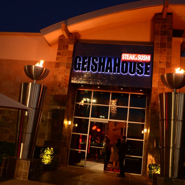 รูปภาพถ่ายที่ Geisha House โดย Geisha House เมื่อ 11/24/2013