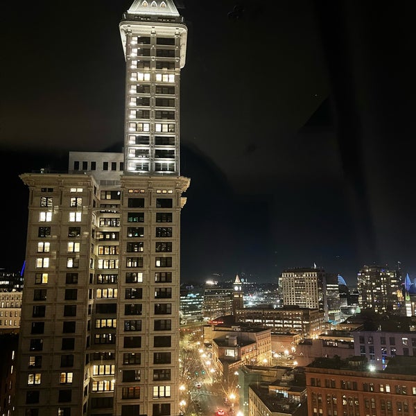 Photo taken at Courtyard by Marriott Seattle Downtown/Pioneer Square by Juan F. on 2/10/2024