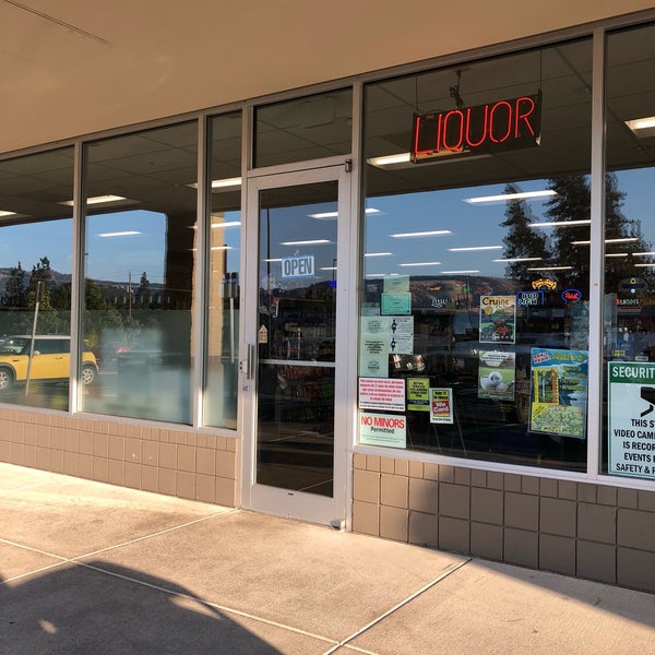 Hood River Liquor Store 2149 Cascade Ave