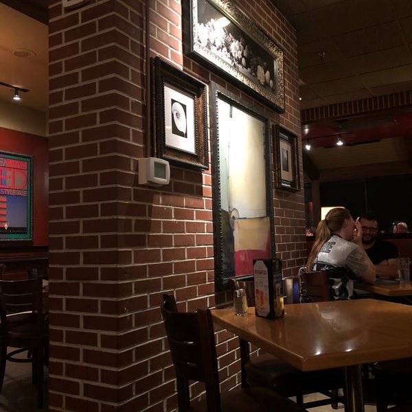Photo taken at BJ&#39;s Restaurant &amp; Brewhouse by Juan F. on 6/2/2018