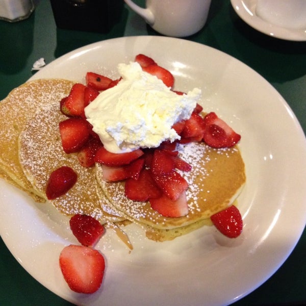 1/9/2014 tarihinde Jennifer H.ziyaretçi tarafından Original Pancake House'de çekilen fotoğraf