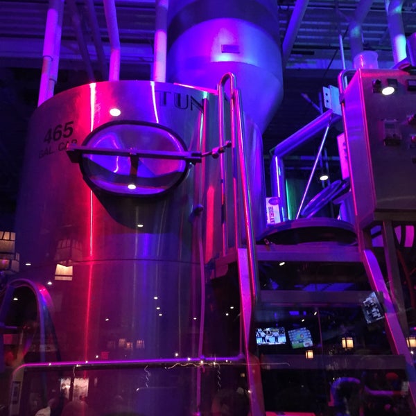 2/14/2015にKrista M.がKirkwood Station Brewing Co.で撮った写真
