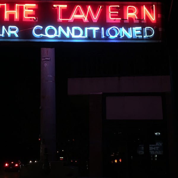 10/27/2015にJeff J.がThe Tavernで撮った写真