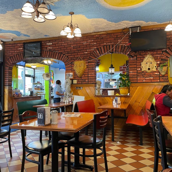 Taqueria El Cabrito Restaurant Walker's Point 17 tips de 287 visitantes
