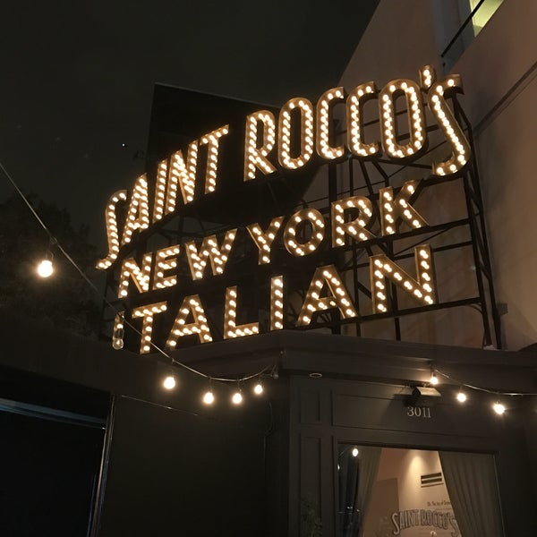 Das Foto wurde bei Saint Rocco&#39;s New York Italian von Jeff J. am 12/8/2016 aufgenommen
