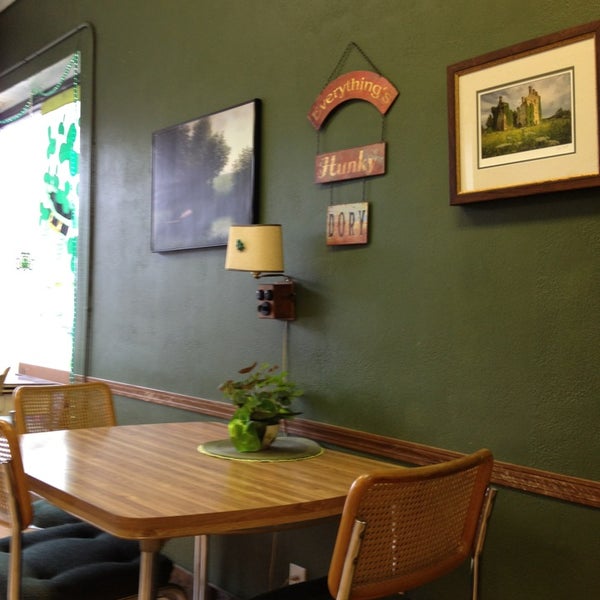 6/10/2013 tarihinde Jeff J.ziyaretçi tarafından Mc Caffrey&#39;s Coffee Shop'de çekilen fotoğraf
