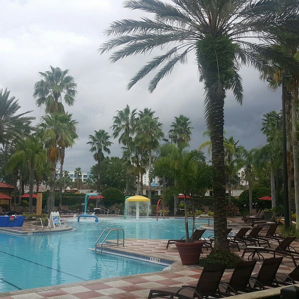 Foto diambil di Floridays Resort Orlando oleh Ahmet A. pada 9/23/2017