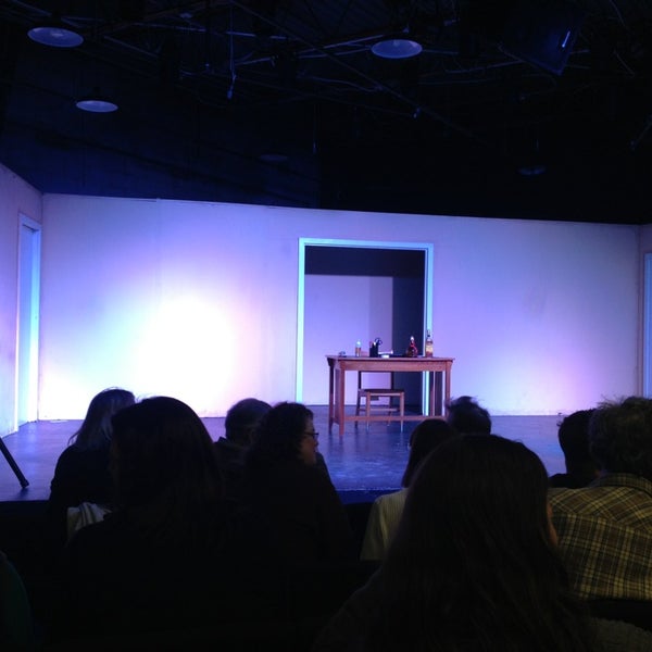 Foto tomada en North Raleigh Arts and Creative Theatre (NRACT)  por Carrie W. el 1/26/2014