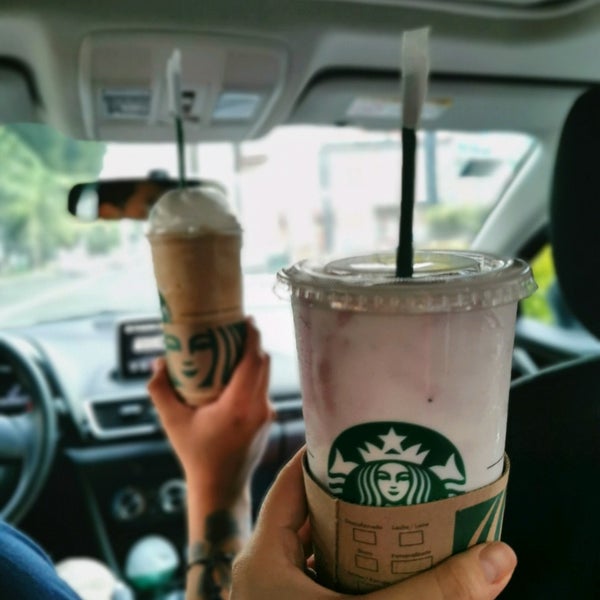 Foto diambil di Starbucks oleh Ü S. pada 7/10/2020