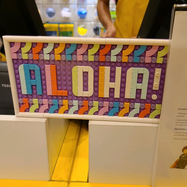 Lego store outlet ala moana