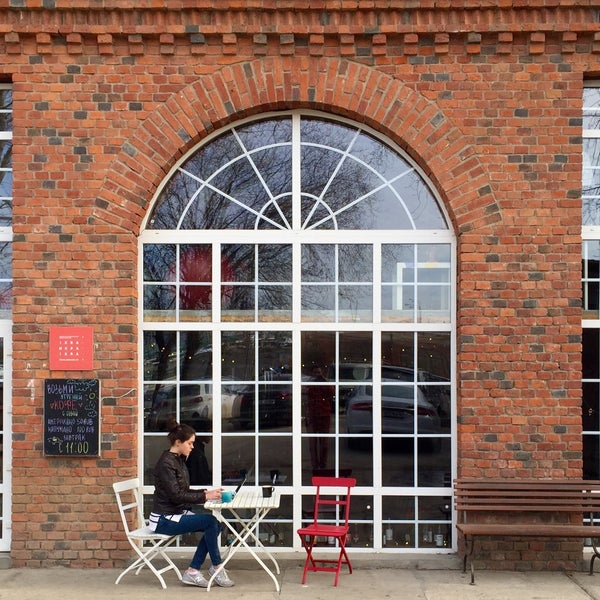 Москва, ул. Лофт casa picassa бауманская. Бизнес центр loft. Бауманская 11 стр 3. Офисный центр бауманская красные пальцы.