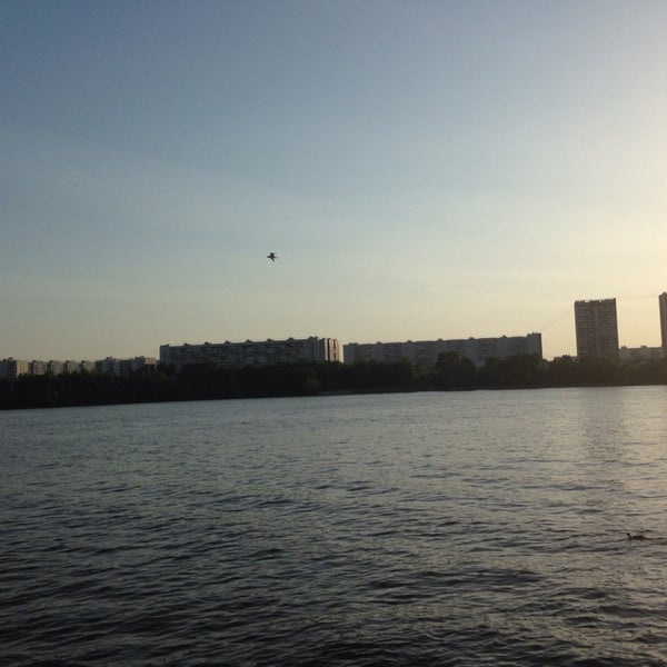 Левобережная 4 москва. Левый берег 8. Река волга самара. Левый берег 8. Левый берег 8.