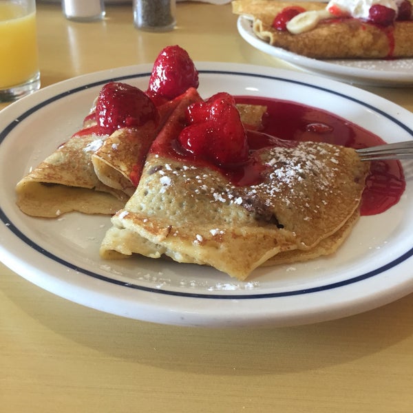 Photo taken at IHOP by Galy P. on 9/18/2016