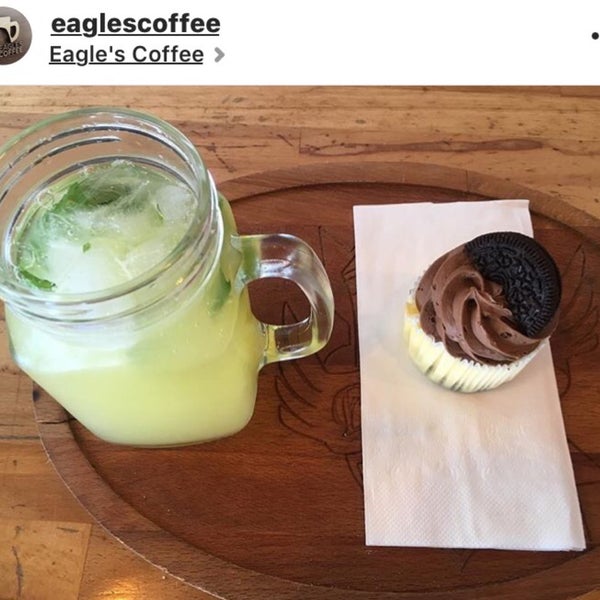 รูปภาพถ่ายที่ Eagle&#39;s Coffee โดย Miray K. เมื่อ 7/7/2017