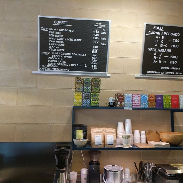 8/31/2017에 Tanuj M.님이 Súper Coffee &amp; Food Store에서 찍은 사진
